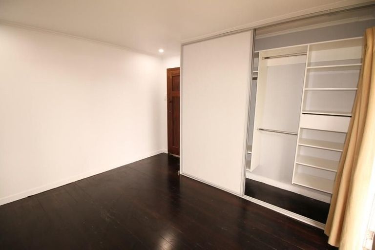 Photo of property in 1/154 Glengarry Road, Glen Eden, Auckland, 0602