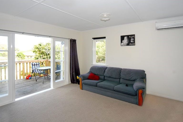 Photo of property in 81 Ruahine Street, Paraparaumu, 5032