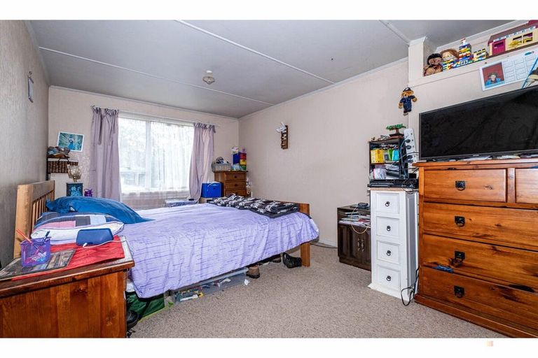 Photo of property in 35 Leonard Street, Waimate, 7924
