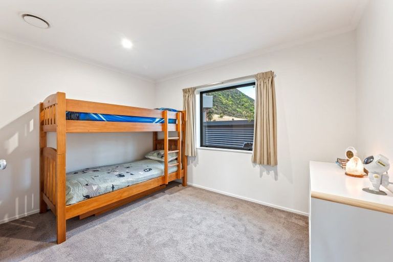 Photo of property in 19 Allenby Place, Wanaka, 9305