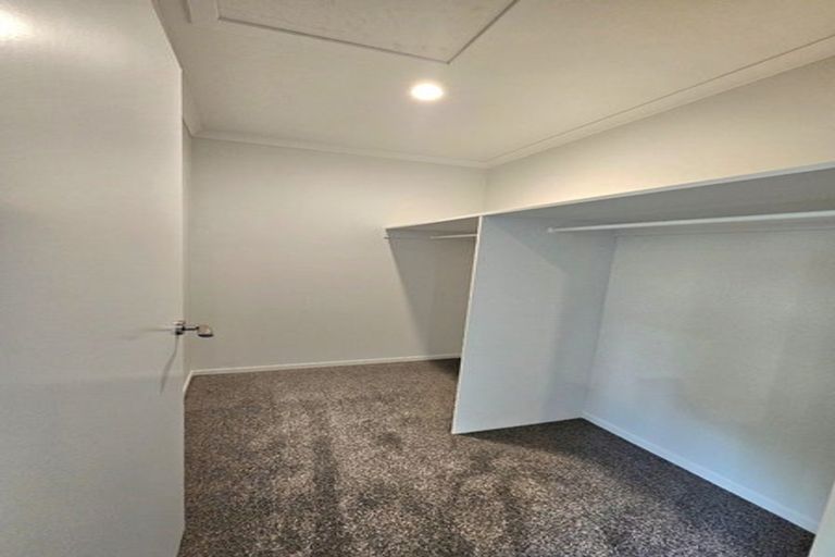 Photo of property in 43a South Road, Blagdon, New Plymouth, 4310