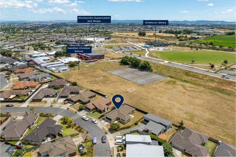 Photo of property in 13 Chadwick Place, Rototuna North, Hamilton, 3210