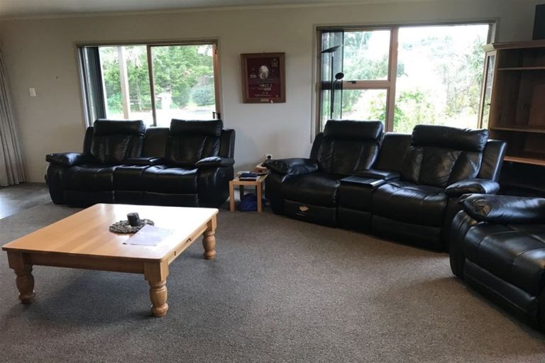 Photo of property in 39 Knorp Street, Halcombe, Feilding, 4779