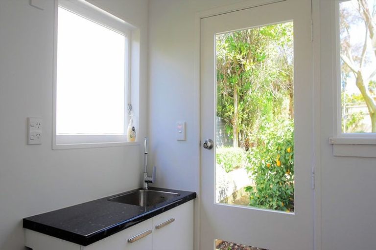 Photo of property in 23 Parkes Avenue, Saint Johns Hill, Whanganui, 4501