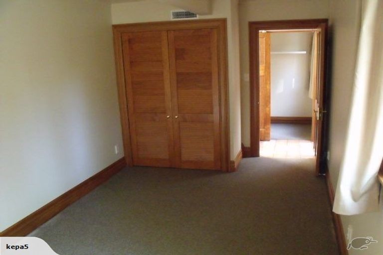 Photo of property in 27 Moffitt Street, Vogeltown, Wellington, 6021