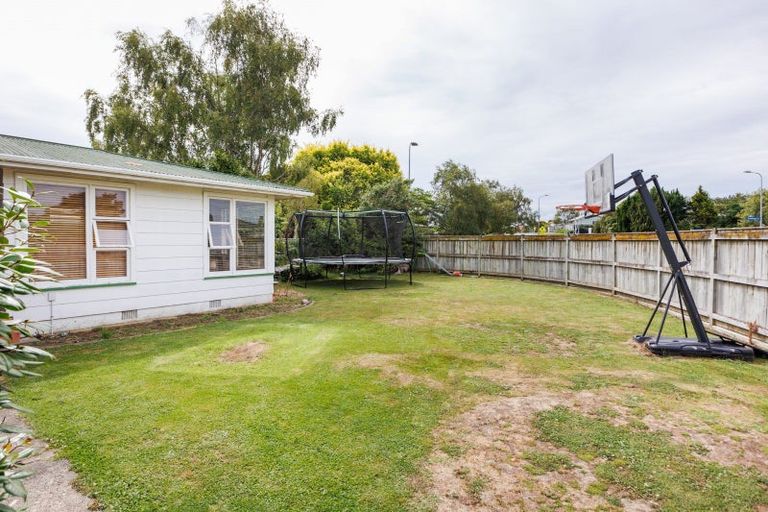 Photo of property in 84 Brightwater Terrace, Terrace End, Palmerston North, 4410
