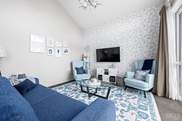 Photo of property in 13 John Street, Trentham, Upper Hutt, 5018