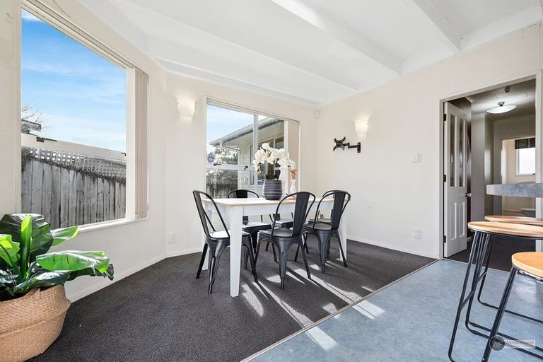 Photo of property in 15a Naenae Road, Naenae, Lower Hutt, 5011