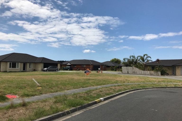 Photo of property in 29 Ocean View Rise, Ruakaka, 0116