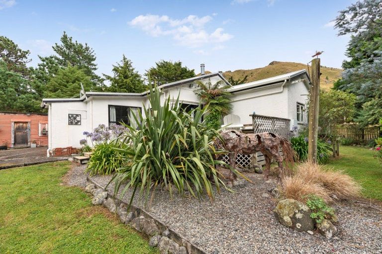 Photo of property in 93 Mount Holdsworth Road, Mount Holdsworth, Carterton, 5791