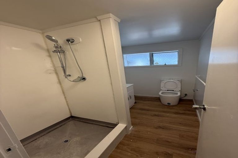 Photo of property in 45 Juniper Road, Sunnynook, Auckland, 0620