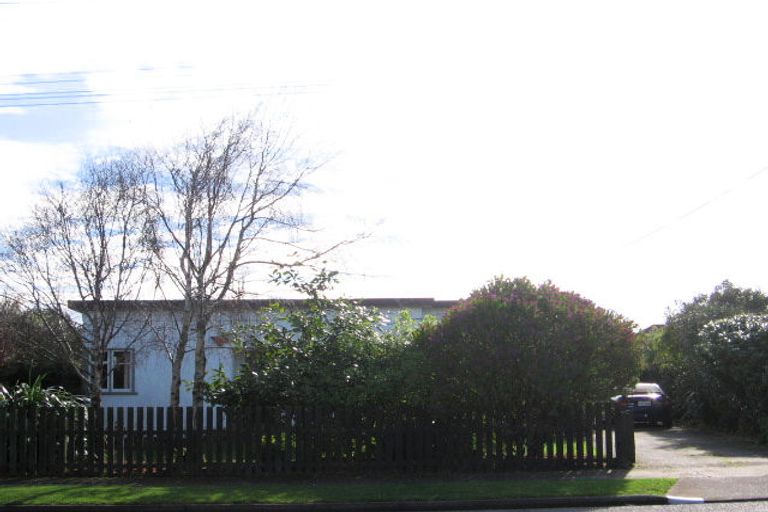 Photo of property in 68 Hokio Beach Road, Levin, 5510