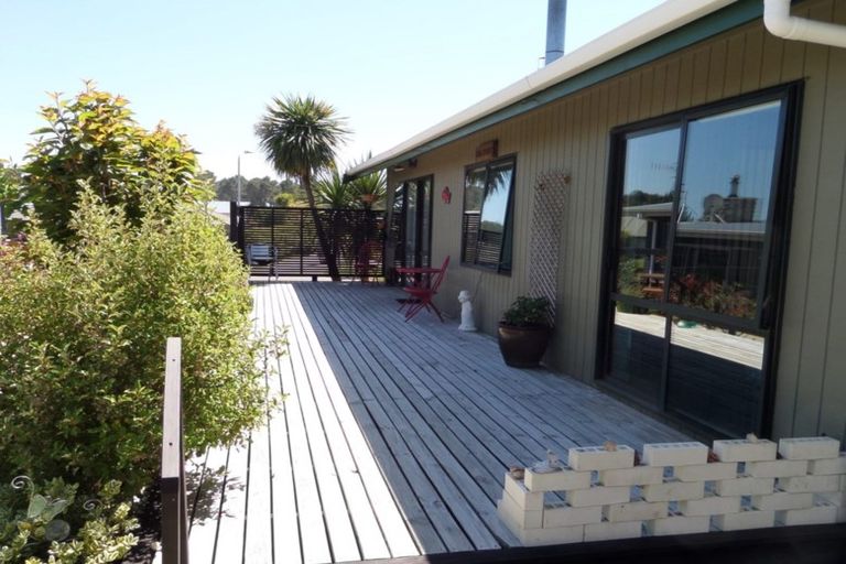 Photo of property in 65 Parekaawa Drive, Motuoapa, Turangi, 3382