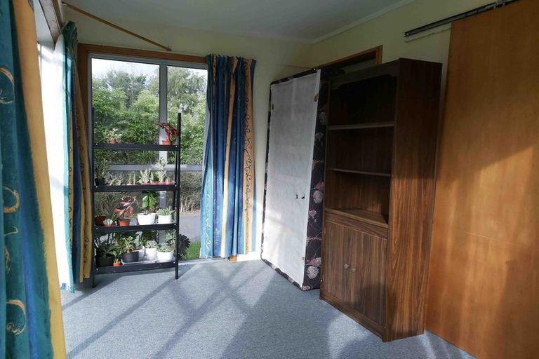 Photo of property in 45 Cambridge Terrace, Waiwhetu, Lower Hutt, 5010