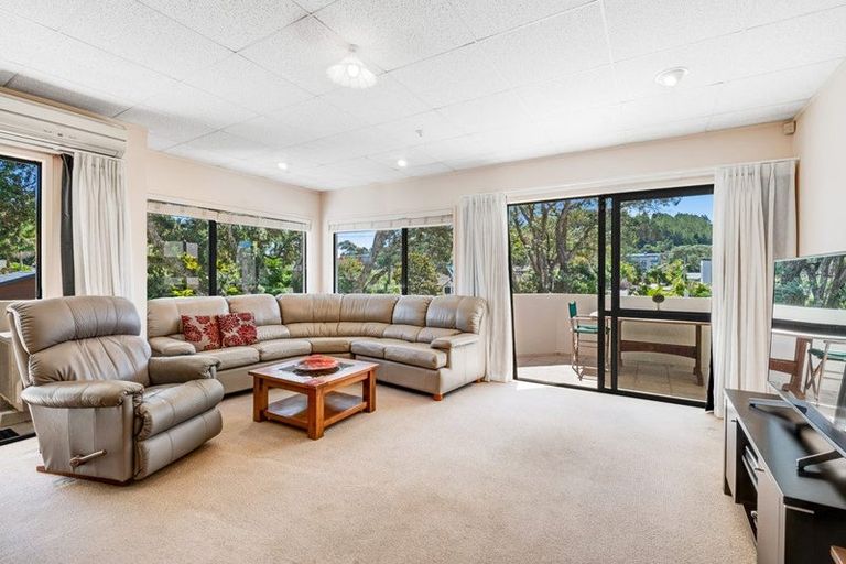 Photo of property in 7c Puriri Avenue, Orewa, 0931