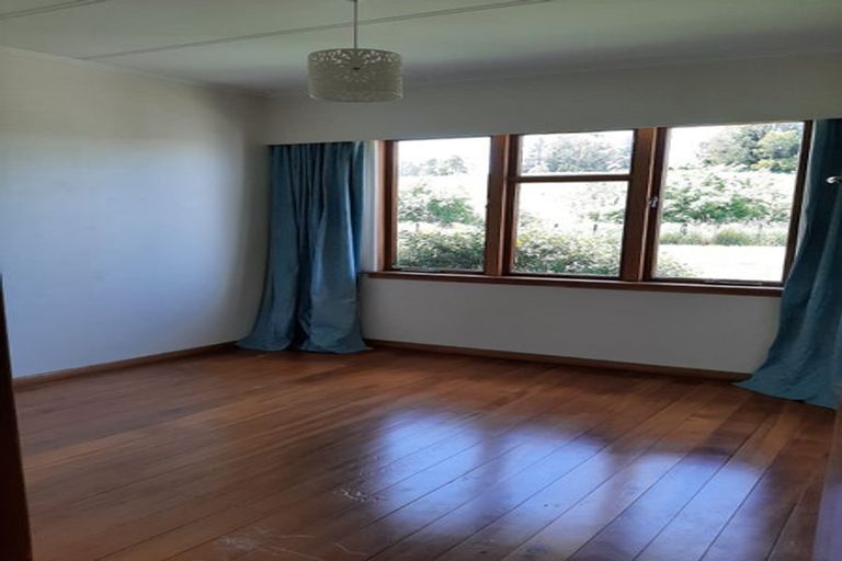 Photo of property in 341 Gladstone Road, Gladstone, Carterton, 5792