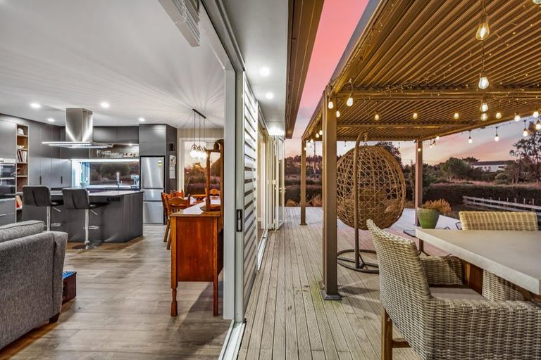 Photo of property in 34 Brookvale Lane, Taupaki, 0782