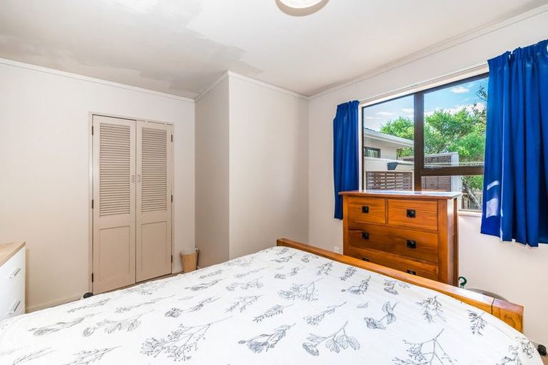 Photo of property in 18 Rosewood Place, Paraparaumu, 5032