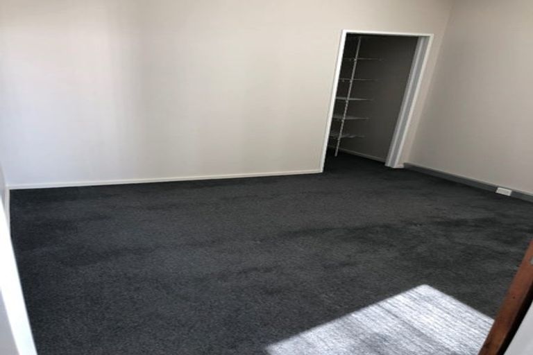 Photo of property in Atrium Towers, 8a/154 The Terrace, Wellington Central, Wellington, 6011