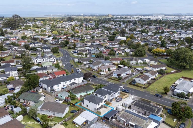 Photo of property in 8a Sharland Avenue, Manurewa, Auckland, 2102