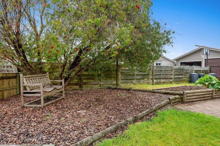 Photo of property in 28 Iles Road, Lynmore, Rotorua, 3010