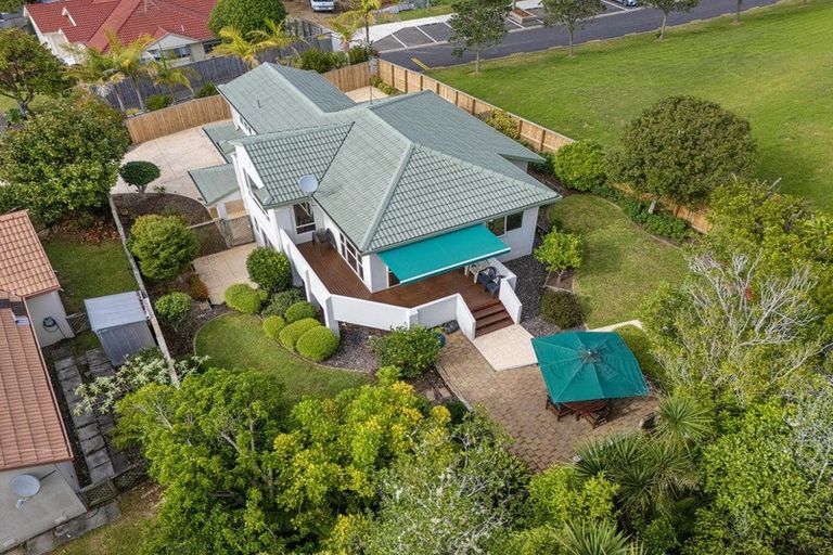 Photo of property in 29 Westminster Gardens, Unsworth Heights, Auckland, 0632