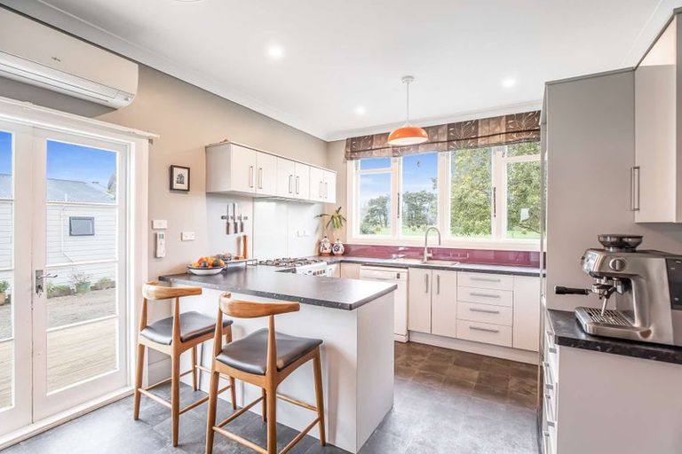 Photo of property in 90 Tane Road, Tokomaru, Palmerston North, 4474