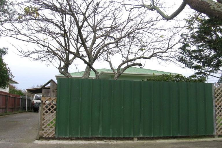 Photo of property in 37 Peters Avenue, Cloverlea, Palmerston North, 4412