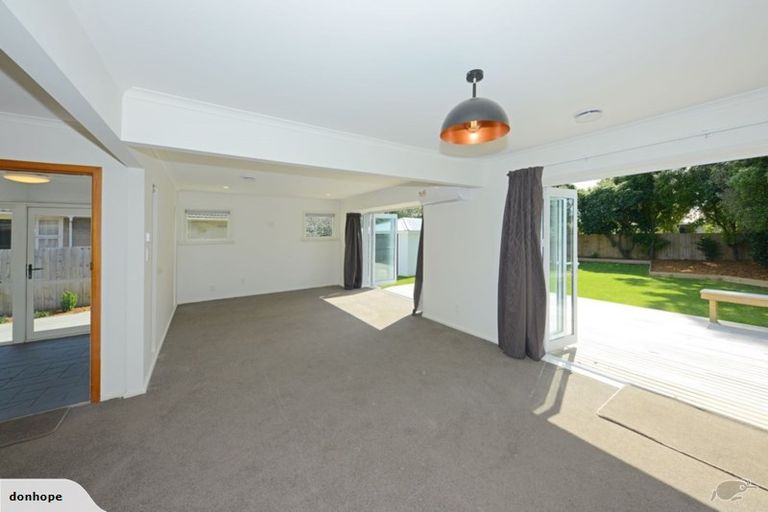 Photo of property in 8 Bellina Place, Broomfield, Christchurch, 8042