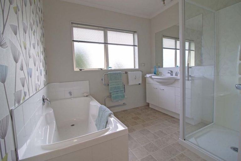 Photo of property in 5 Mountain View Road, Te Aroha, 3320