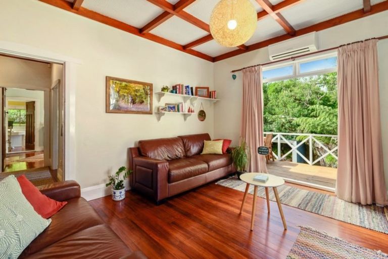 Photo of property in 2 Pukehangi Road, Pukehangi, Rotorua, 3015