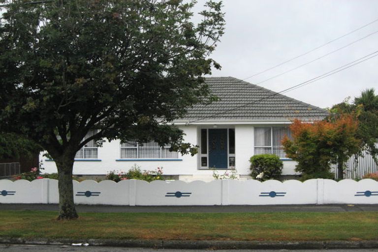 Photo of property in 4 Mcbratneys Road, Dallington, Christchurch, 8061