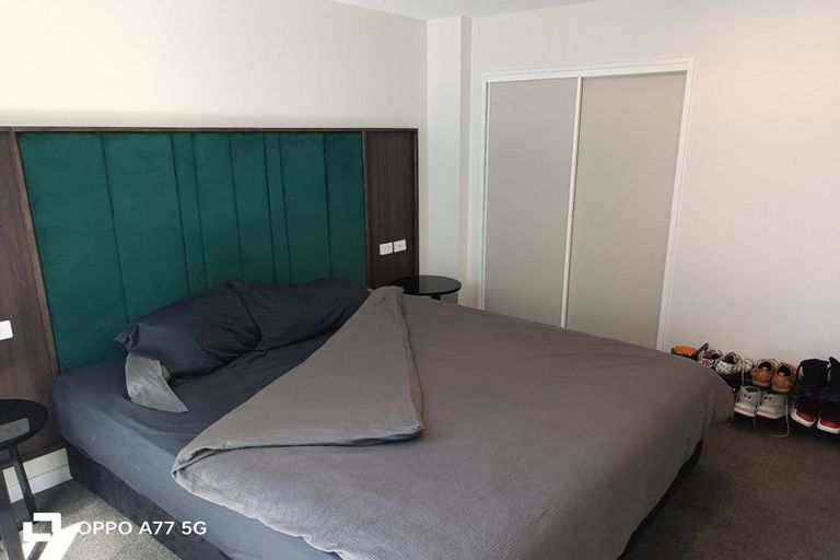 Photo of property in Proximity Apartment Hotel, 804/172 Thorndon Quay, Pipitea, Wellington, 6011