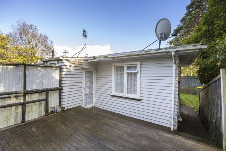 Photo of property in 275 Coronation Avenue, Welbourn, New Plymouth, 4310