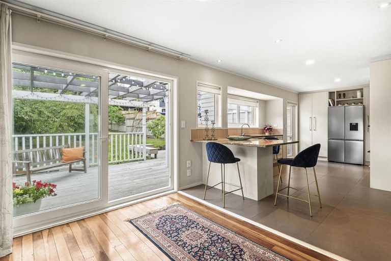 Photo of property in 42 Hart Road, Hauraki, Auckland, 0622