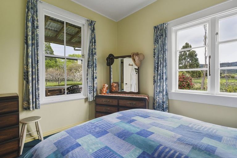 Photo of property in 16 Murphy Street, Dunback, Palmerston, 9483