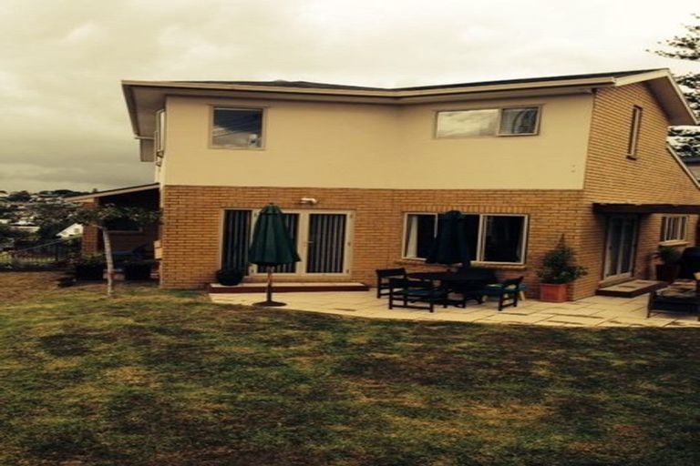 Photo of property in 2 Arran Road, Browns Bay, Auckland, 0630