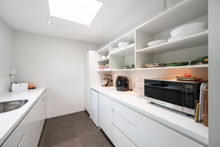 Photo of property in 15 Faulks Terrace, Wanaka, 9305