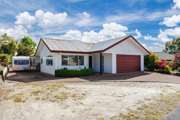 Photo of property in 15 Robinson Terrace, Rangatira Park, Taupo, 3330