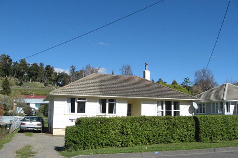 Photo of property in 28 Goldfinch Street, Taihape, 4720