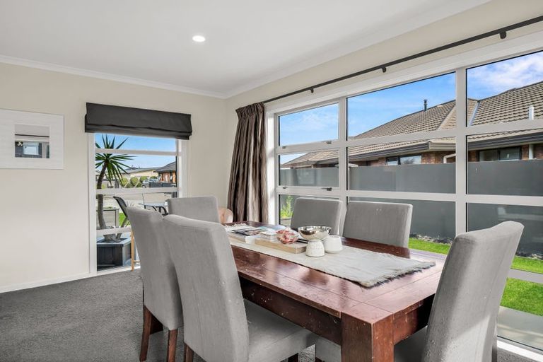Photo of property in 9 Majestic Way, Kelvin Grove, Palmerston North, 4414