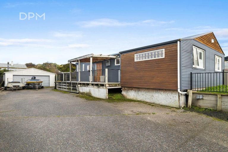Photo of property in 11 Mill Street, Sawyers Bay, Port Chalmers, 9023