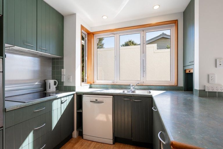 Photo of property in 24 Victoria Heights, Stepneyville, Nelson, 7010