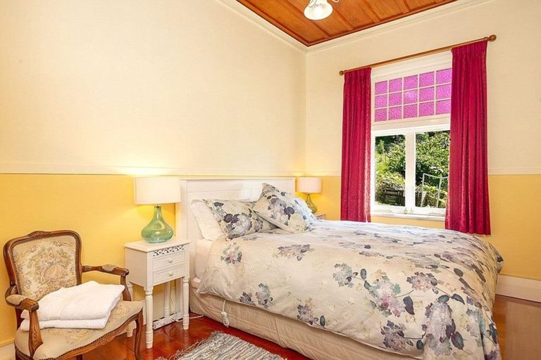 Photo of property in 13 Old Beach Road, Kohukohu, 0491