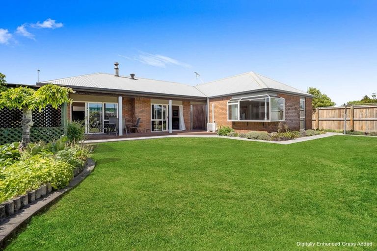 Photo of property in 761 Main North Road, Belfast, Christchurch, 8051