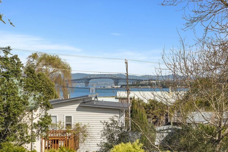 Photo of property in 30a Kawerau Avenue, Devonport, Auckland, 0624