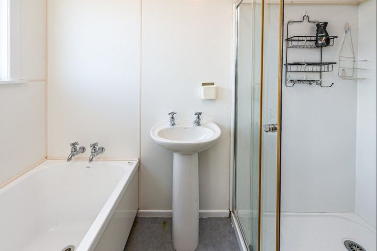 Photo of property in 4 Lindsey Crescent, Springvale, Whanganui, 4501