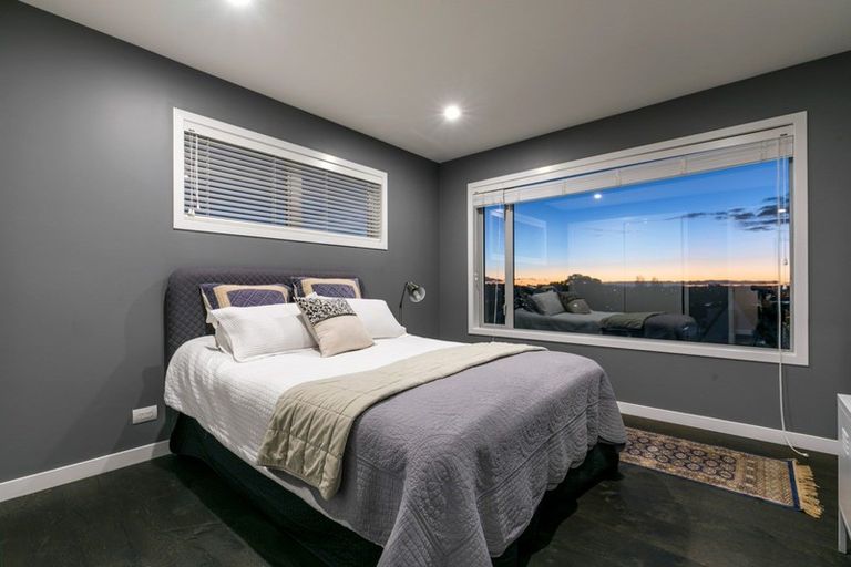 Photo of property in 63 Tiri Road, Manly, Whangaparaoa, 0930