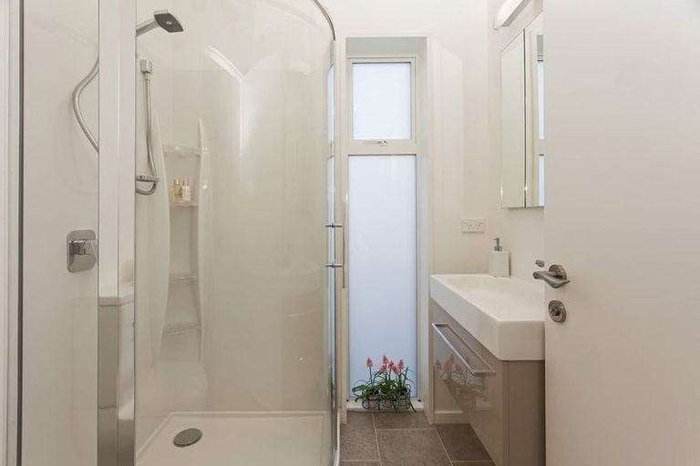 Photo of property in 48 Caledonian Road, St Albans, Christchurch, 8014