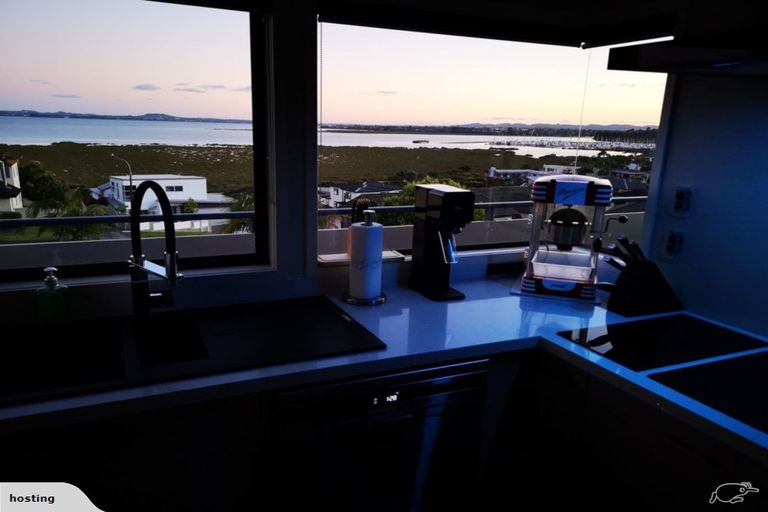 Photo of property in 37 Bannings Way, Hobsonville, Auckland, 0618